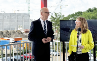 Dietmar Woidke und Daniela Gerd tom Markotten ziehen eine positive Bilanz für die Task-Force Bahnstandort Cottbus.