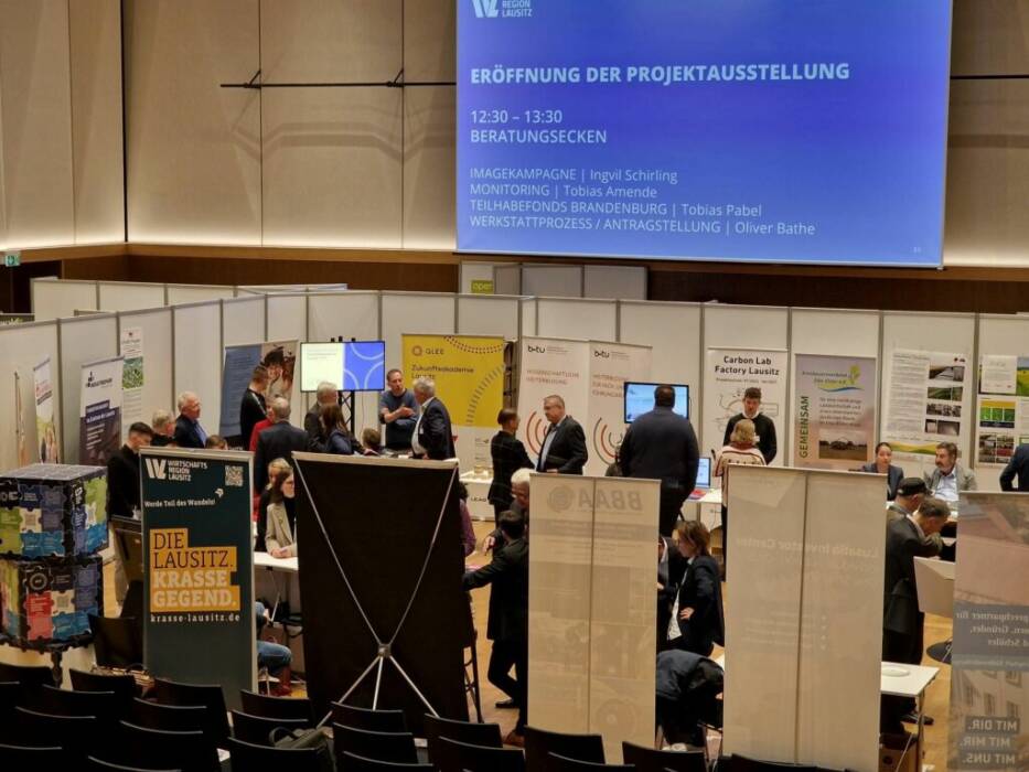 241028_STARKe-Projekte-fuer-die-Lausitz_Ausstellungsbereich-1024×768 STARKe Projekte für die Lausitz